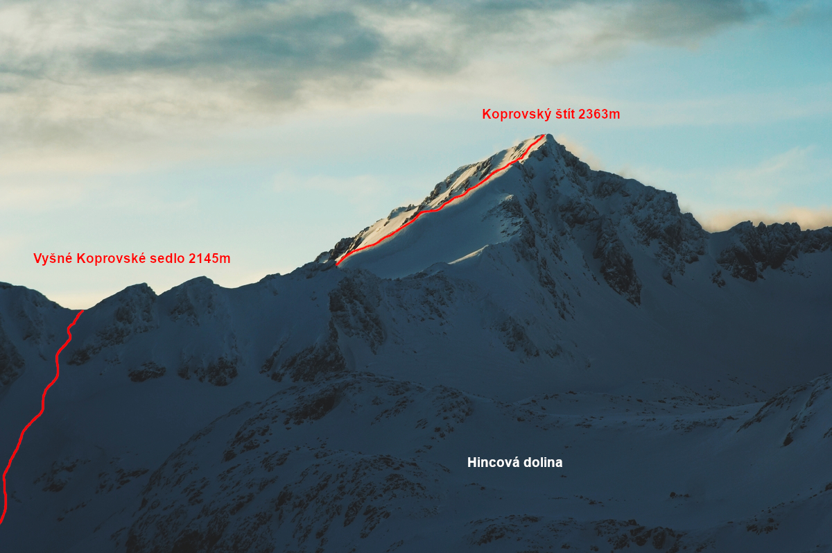 Z Koprovského štítu vedou krásné sjezdy i na druhou stranu.