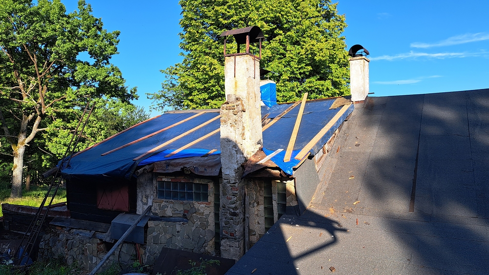 Zaplachtováno na celé léto