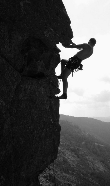 Lezení nad sedlem Bavella