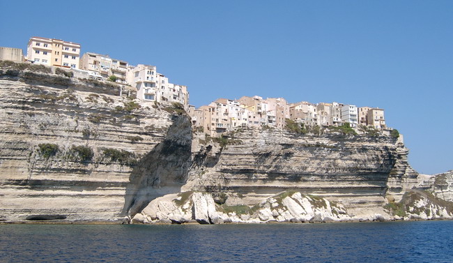 Bonifaco, město nad mořem