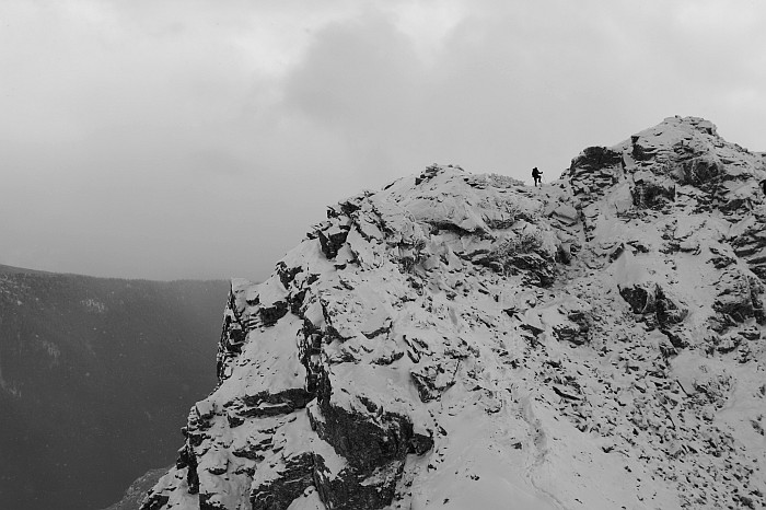 Člověk na hřebeni