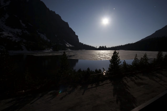 Dojíždíme klasicky - kolem jedné v noci na Popradské