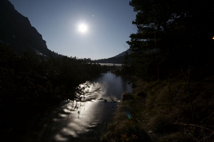 Ještě poslední fotku z mostku a pak rychle do spacáku.