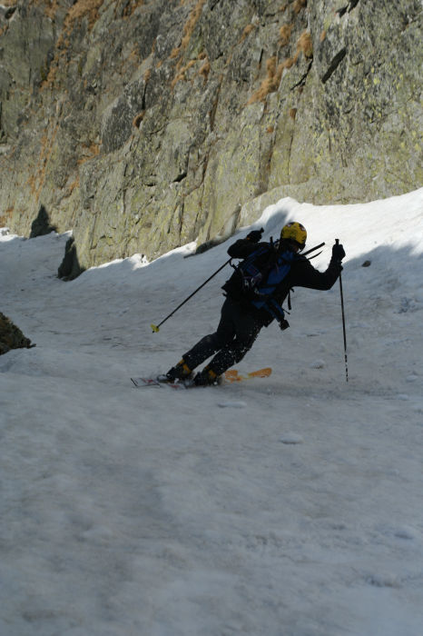 Uff, nějak se to pode mnou zužuje