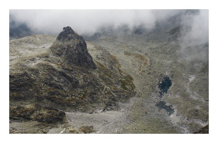 Kostolík a Batizovská dolina z Batizovského štítu