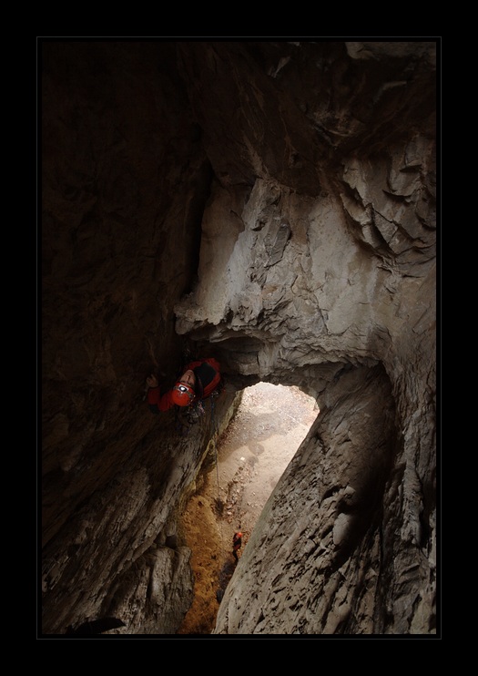 Tom ve výlezu z klenby