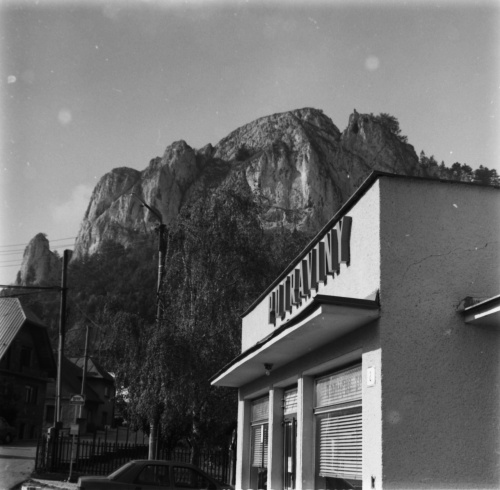 Vršatské podhradie