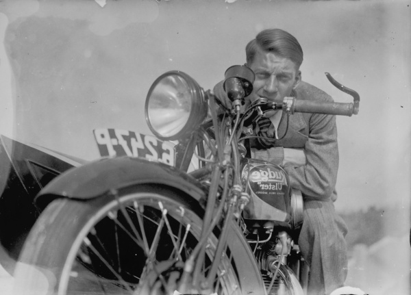 Praha, F. Šimandl, 1938