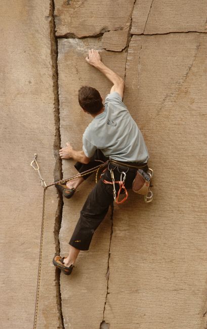 Lezení ve spárách