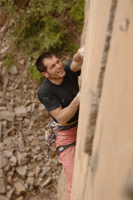 Lezení ve spárách