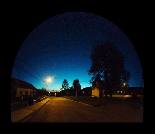 Odjížíme s příchodem noci