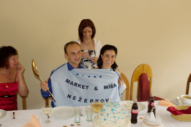 Pod jedním příjmením