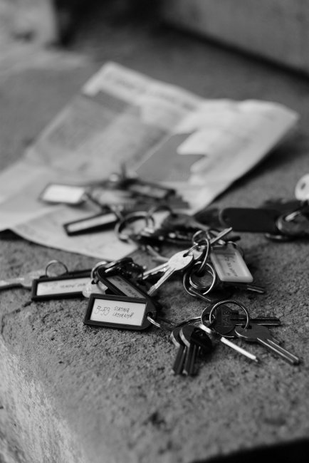 Vyfasoval jsem mapu a asi kilo klíčů od všech existujících i neexistujících dveří