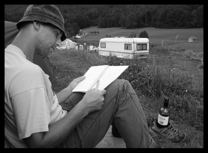 Večerní rituál: vínko a zápis do deníku