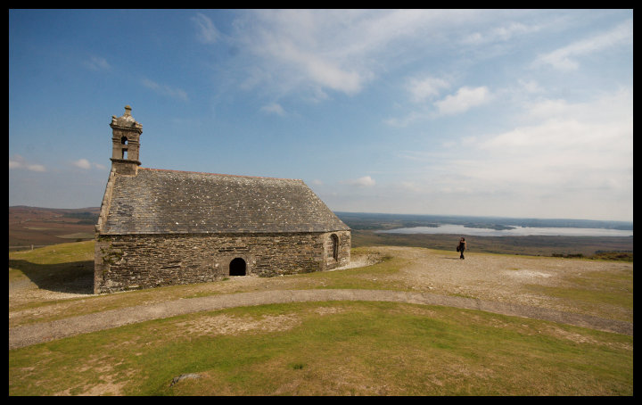 Kopec s krásným výhledem někde ve středu Bretaně
