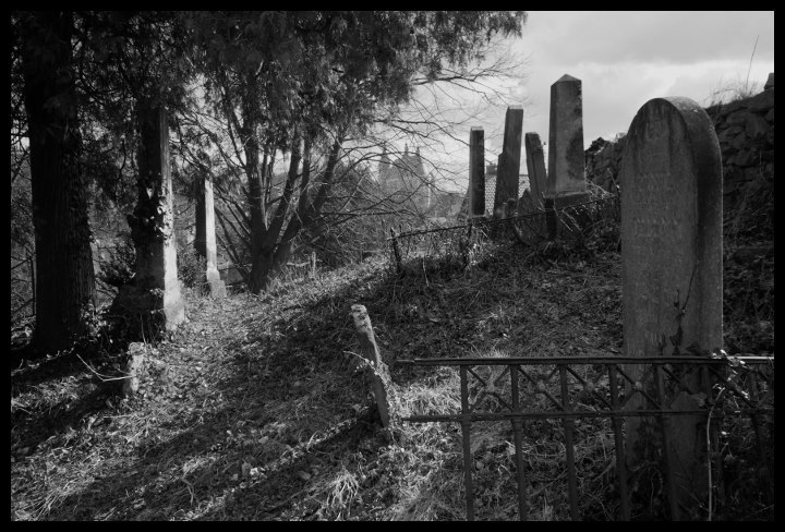 Židovský hřbitov v Lomnici