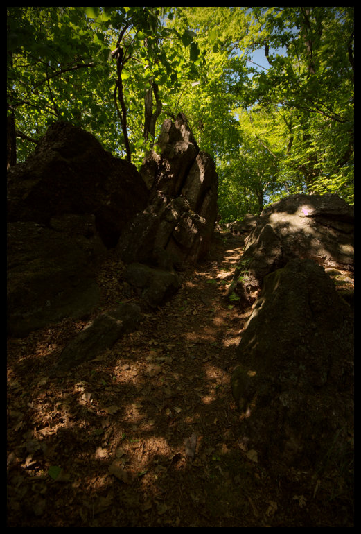 Babí lom a Spálená skála