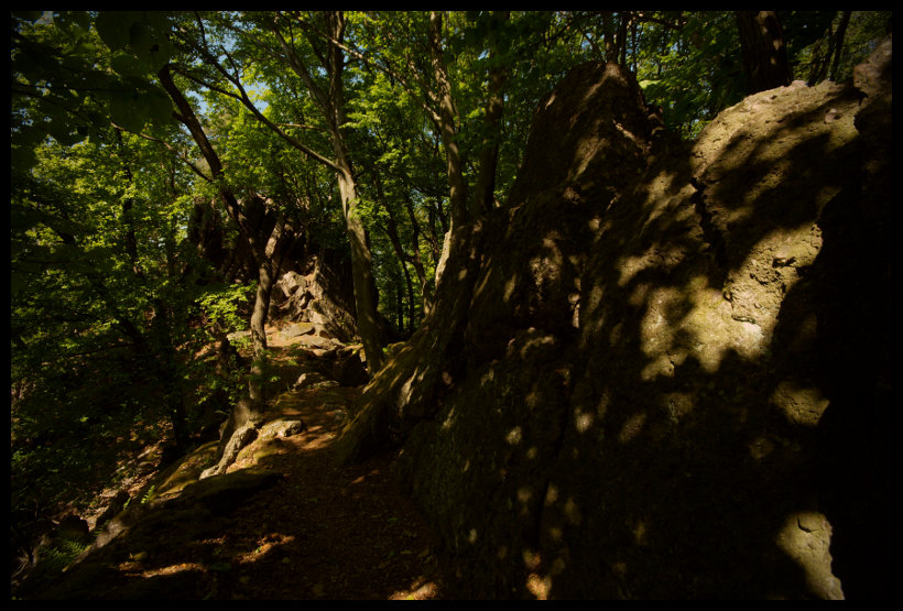 Babí lom a Spálená skála