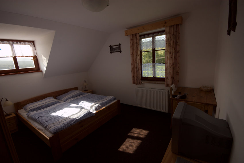 Ticho, výhled na lesy a louky, vše hezčí než jsme si představovali