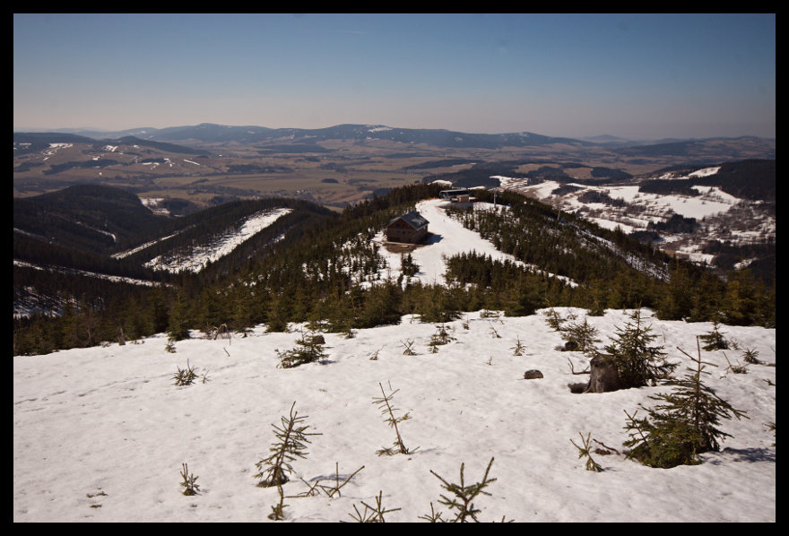 Horní stanice lanovky, rychle pryč