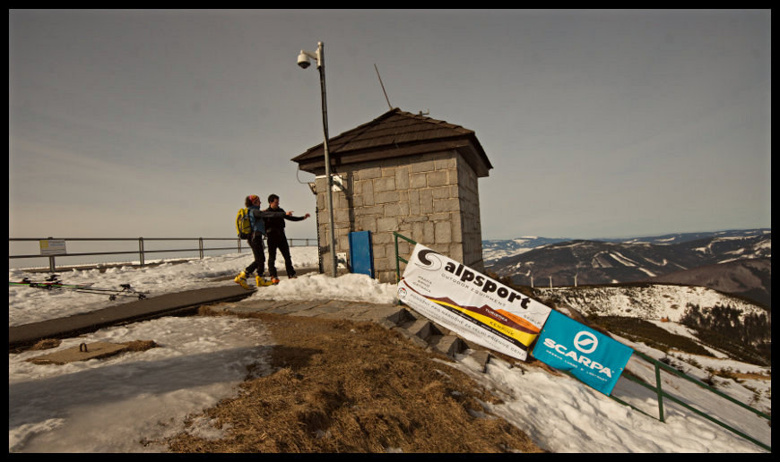 Vlasáči zlomek sekundy před vítězstvím