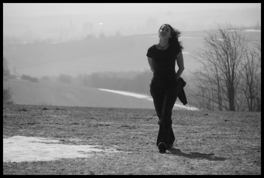 Vzadu za Maky je Nové město