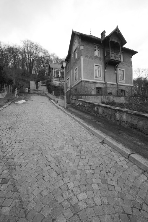 Ulice Výšina, tudy běhám nahoru na Holednou