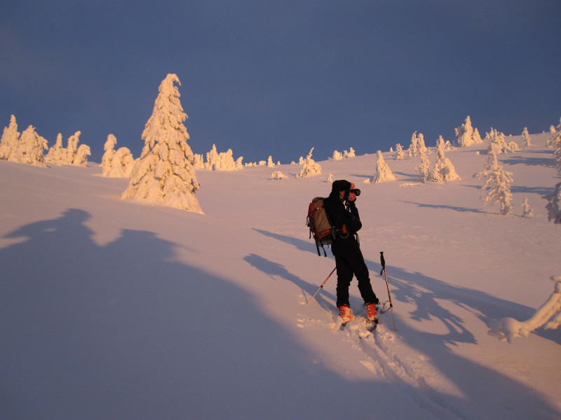 Davida ihned pohltila vášeň pro večerní sněhové fotky, končně jsem aspoň jednou u toho