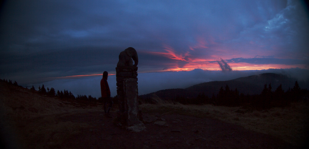 Po nebi přeletěl drak