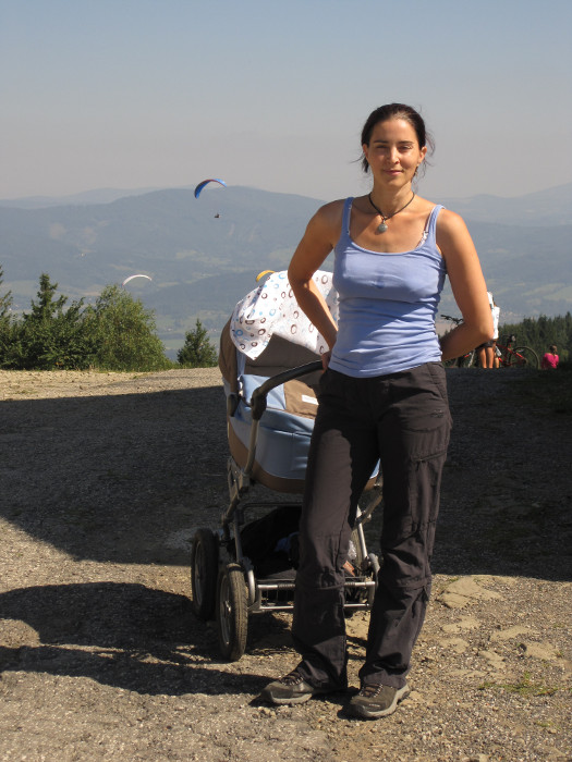 Na vrcholu, výše už to šlo jen na padáku