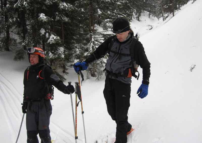 Nalepit pásy a hurá nahoru