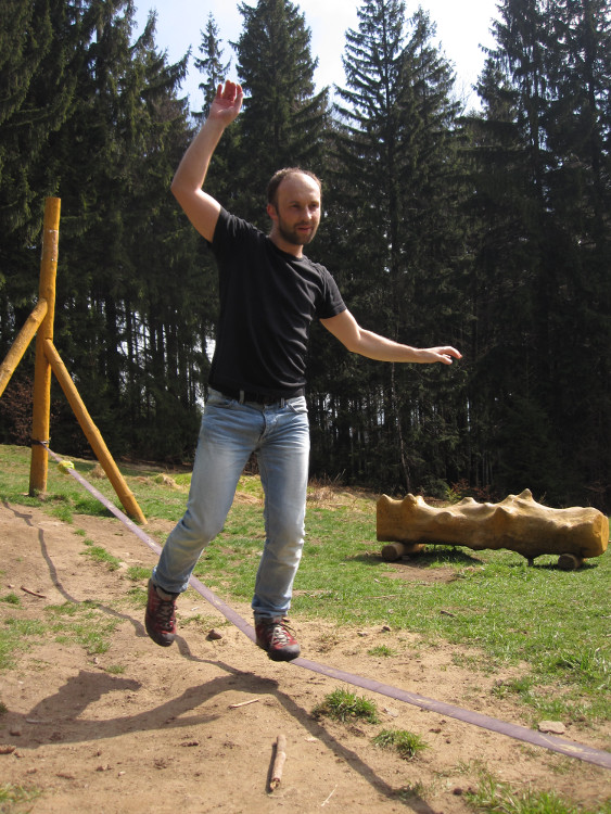 První chata dobyta. Desítku jsem přešel na poprvé, a to jsem více než rok na lajně nestál.