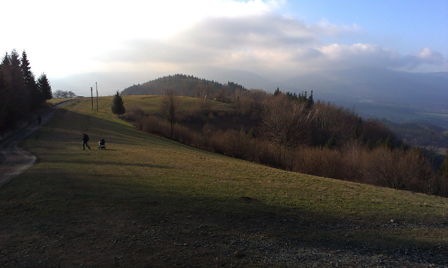 Maky zdrhá od Matesa