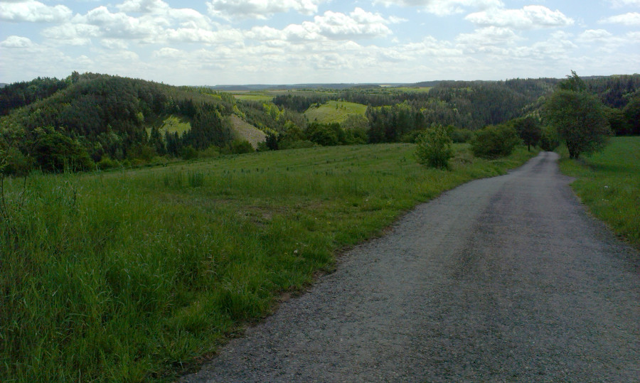Nekonečné stoupání z Šafránkova mlýna do Drahonína