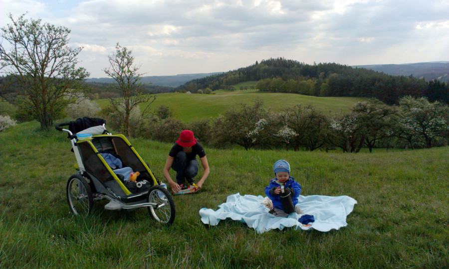 Piknik (každý se svojí hračkou)