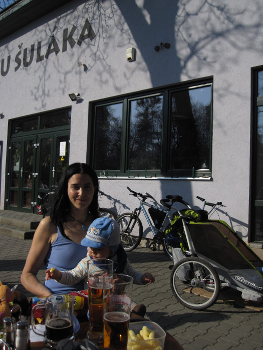 Každý správný výlet vede přes hospodu