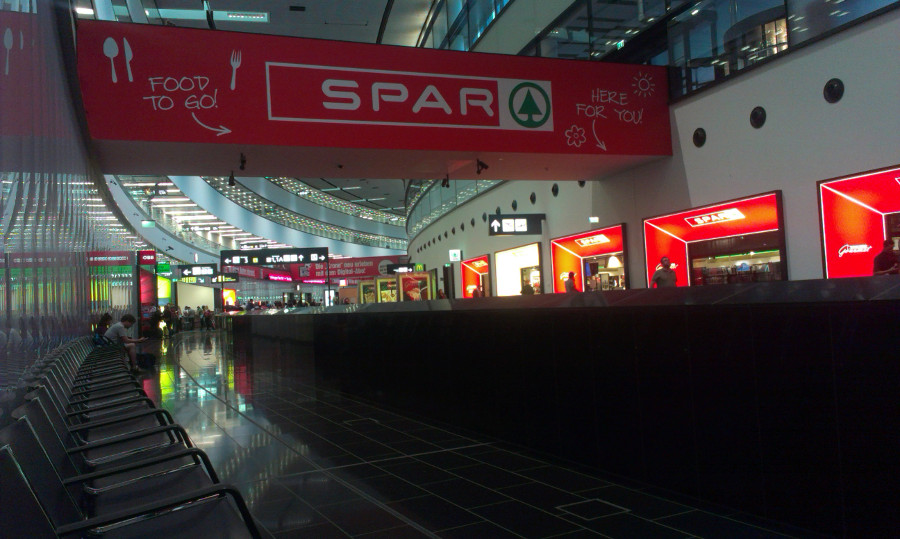 Ve Vídní opět nekonečné noční čekání na bus do Brna