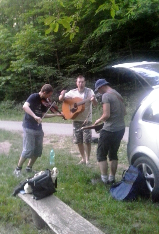 V Bílovicích u jezírka