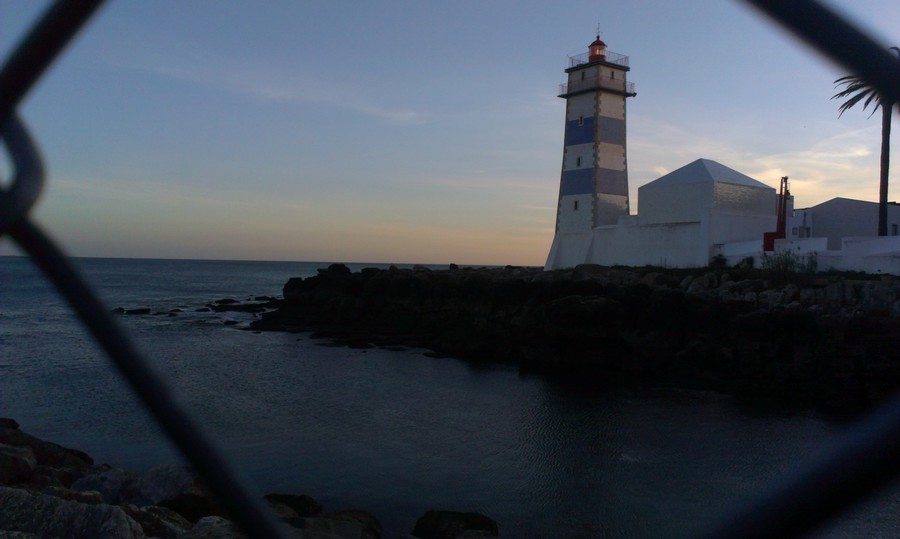 Tam vzadu je Amerika