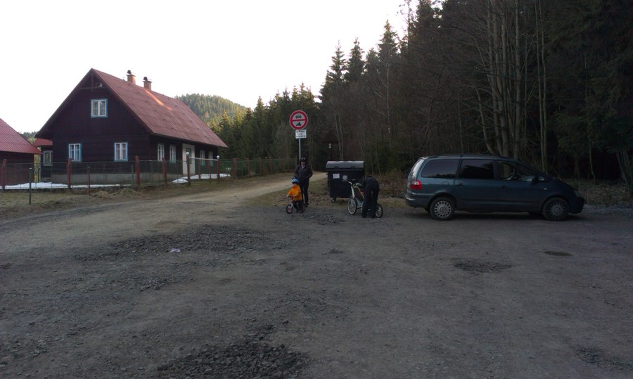 Z Visalají vyrážíme směr Bílý kříž