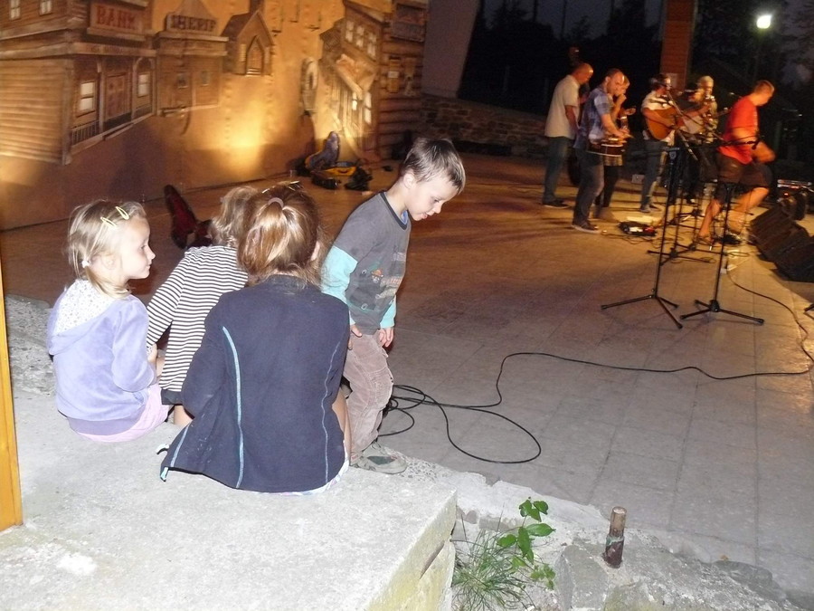 Komorní Lhotka a naše rodinka