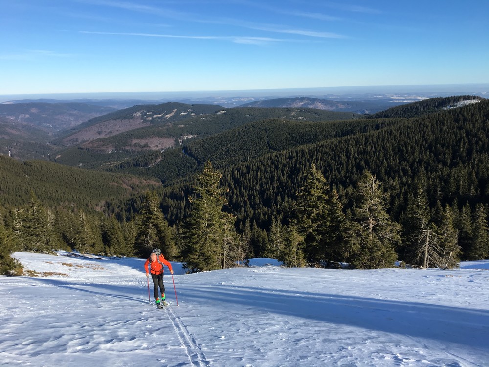 Stoupáme zpět na Praděd