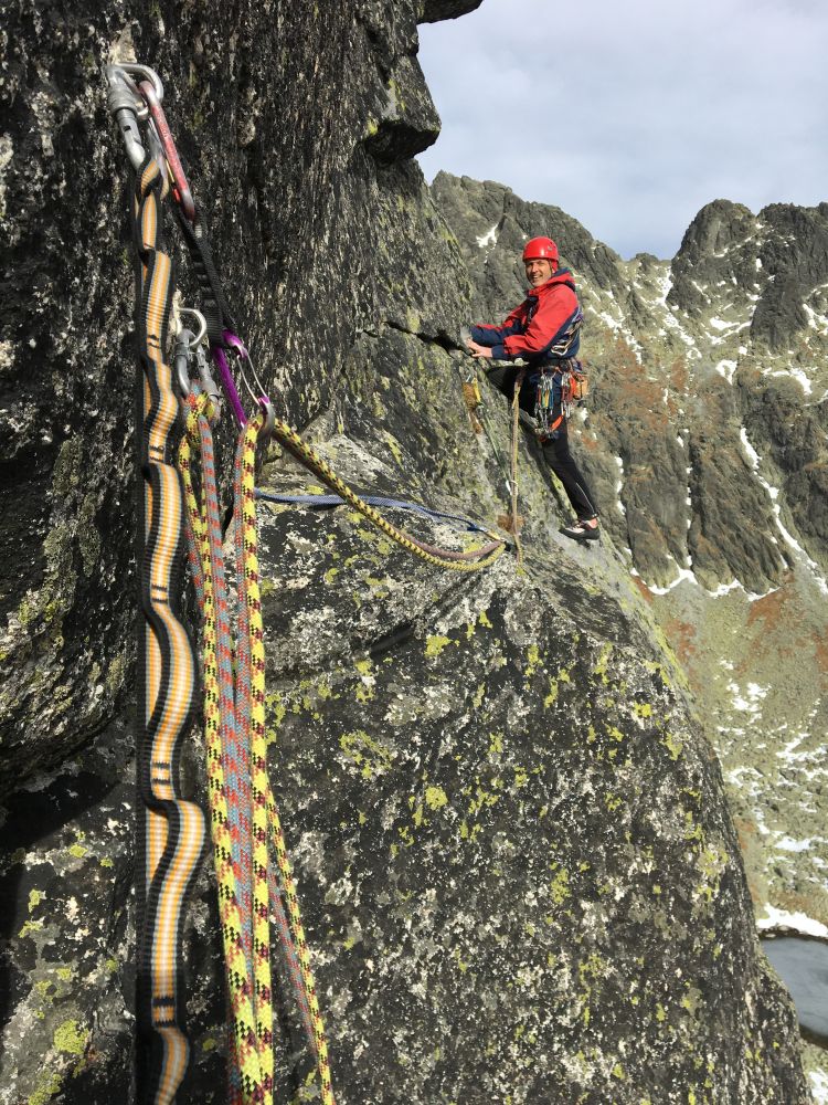 Ten koutek co teď Laďu čeká nenávidím.