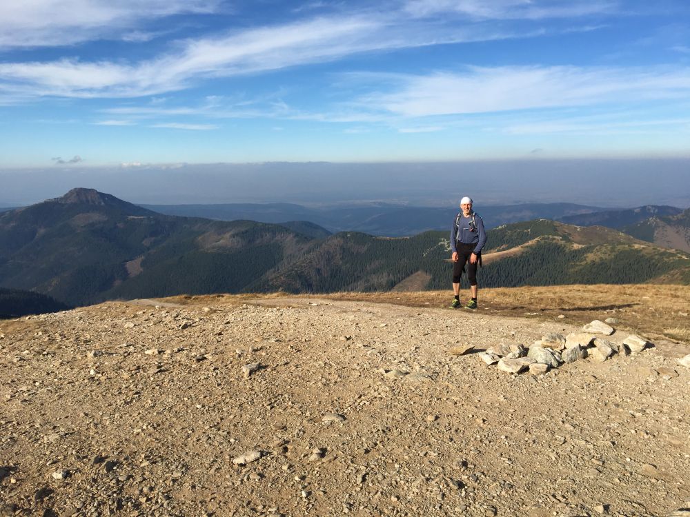 Teď už jen dolů, do lékárny