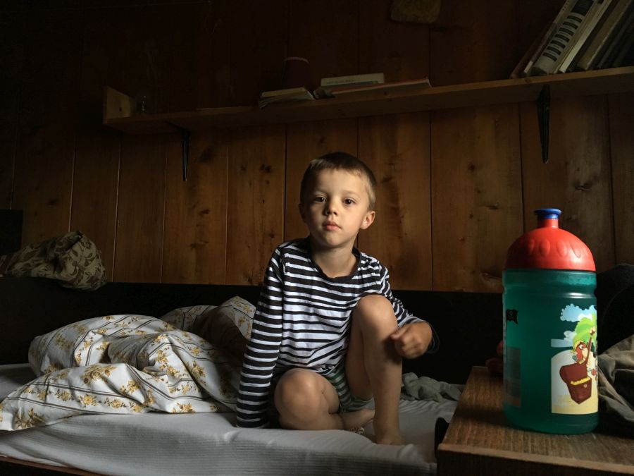 Nedělní probuzení na chalupě