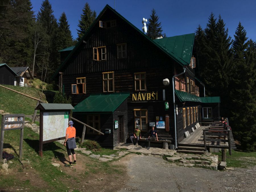 A ráno s Ladinem běžíme, první zastávka na Návrší