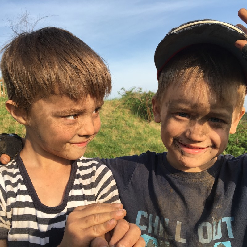 Večer před akcí Mates s Čendou po hliněné válce