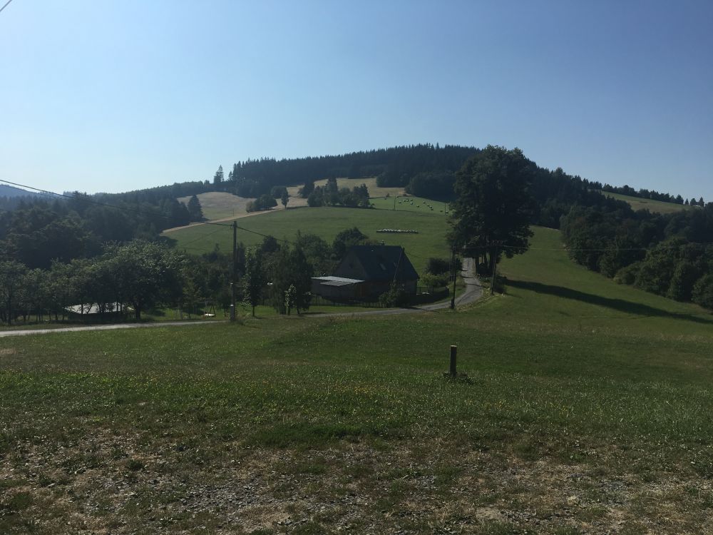 A jsem nahoře na hřebenu Javorníků