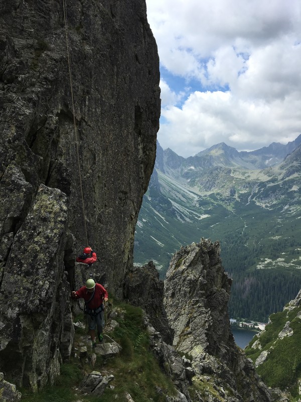 Jedna délka nahoru, jedno slanění dolů