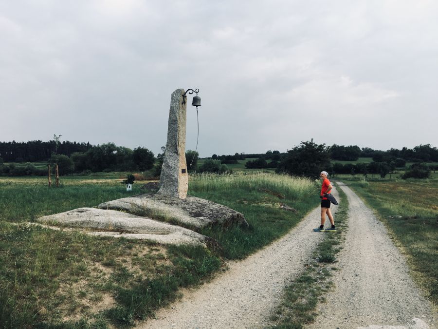 Nad vesničkou Kamenná